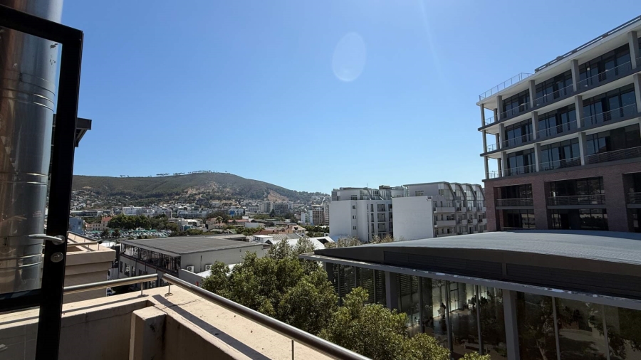 To Let commercial Property for Rent in Gardens Western Cape